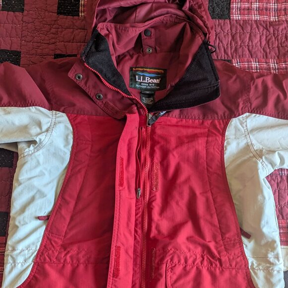 Vintage L.L Bean red and white waterproof jacket with hood - Picture 1 of 16